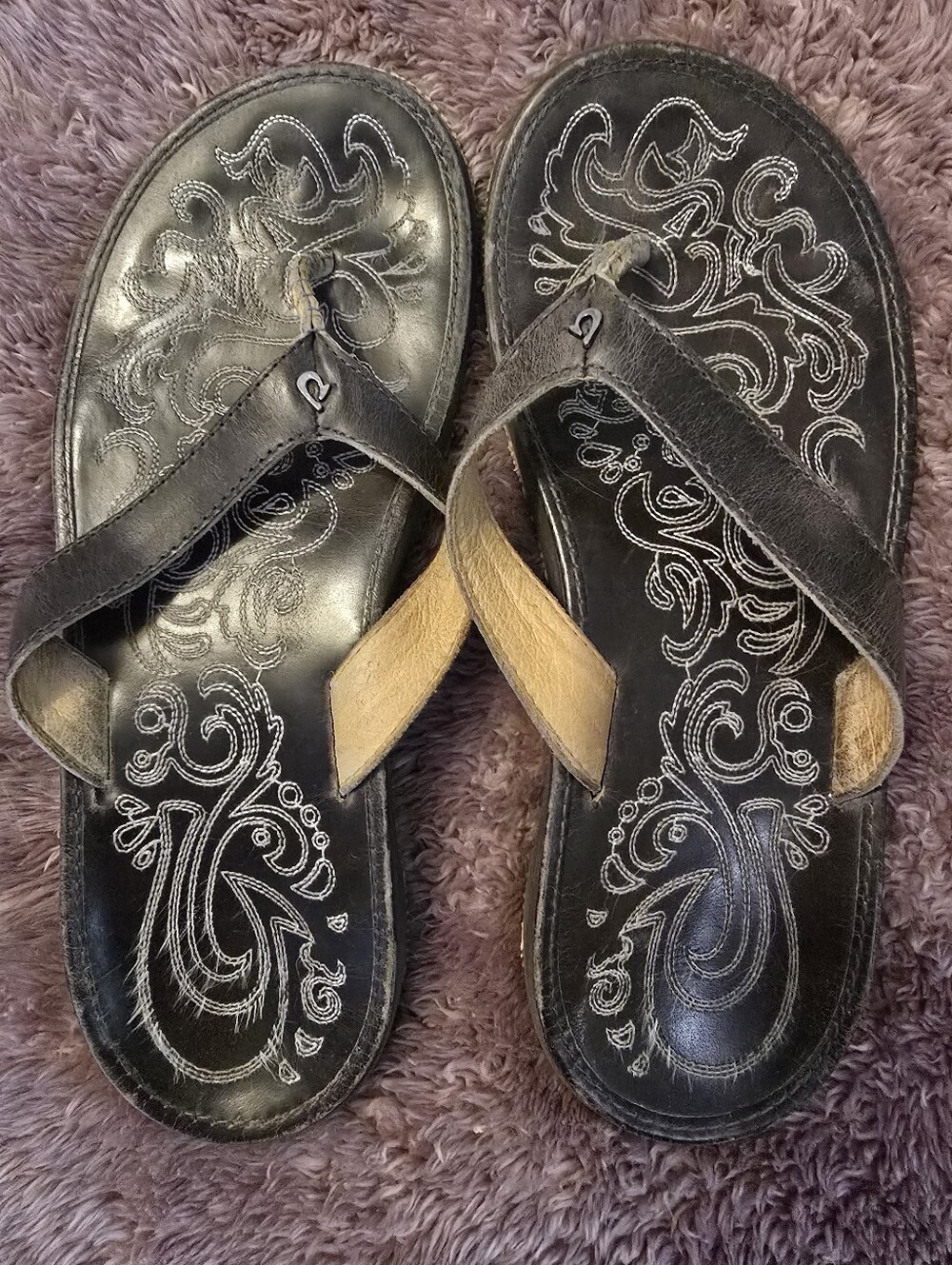 Women’s Brown Leather OluKai  Embroidered Flip Flop Sandals